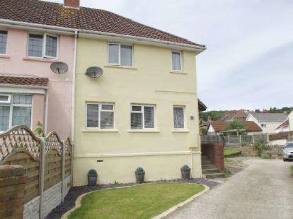 2 Bedroom End of Ter...